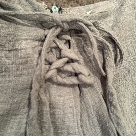 Elle Rae Shorts Medium - Picture 3 of 9